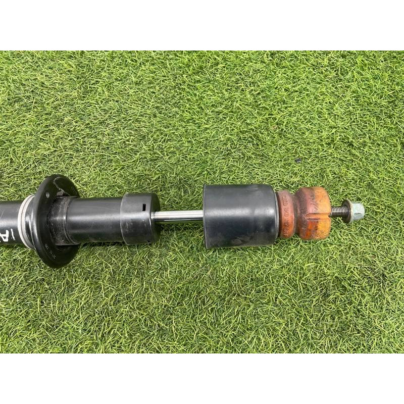 Амортизатор (подвеска) Audi A5 F5 2019 2.0 TFSI 8W0413031BA