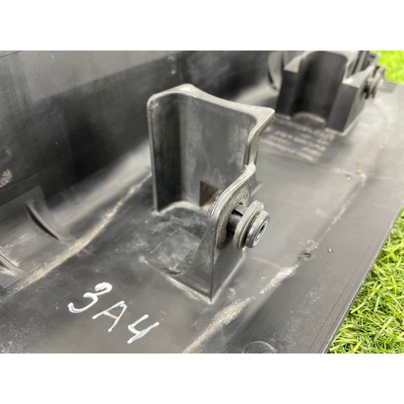 Защита рычага (трансмиссия) AUDI A4 B9 2017 2.0L 8W0505415D