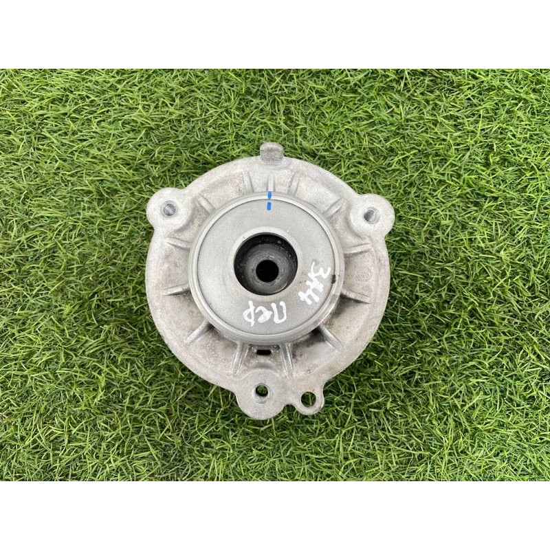 Опора стійки (підвіска) AUDI A4 B9 2017 2.0L 8W0412377