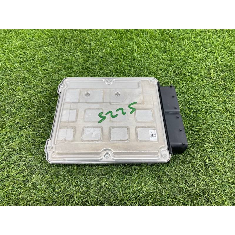 Блок управления двигателем (электрика / блок управления) AUDI A8 D4 2011 4,2 4H0907560A