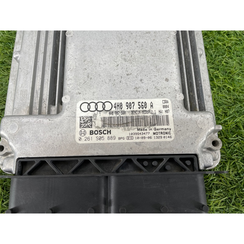 Блок управления двигателем (электрика / блок управления) AUDI A8 D4 2011 4,2 4H0907560A