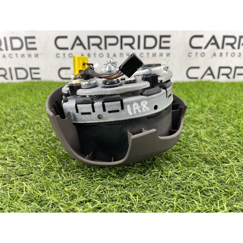 Airbag руля (airbag/безопасность) AUDI A8 D4 2011 4,2 4H0880201HBD6