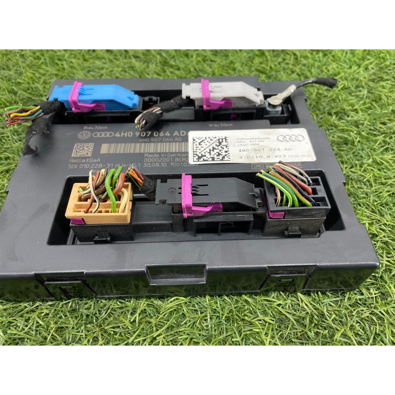Блок комфорта (электрика / блок управления) AUDI A8 D4 2011 4,2 4H0907064AD