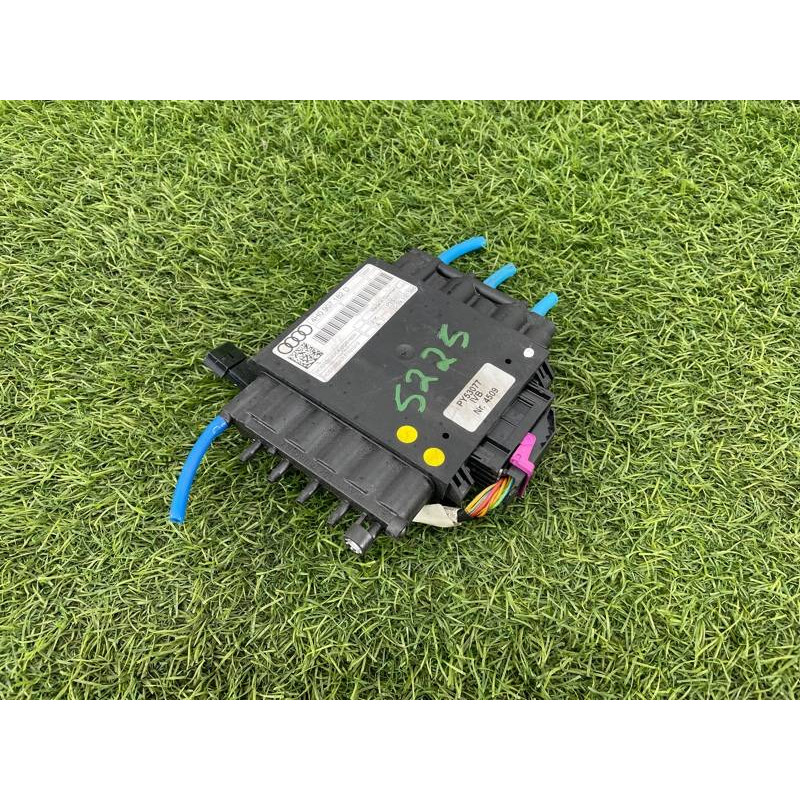 Блок управления сиденьем (электрика / блок управления) AUDI A8 D4 2011 4,2 4H0907182M