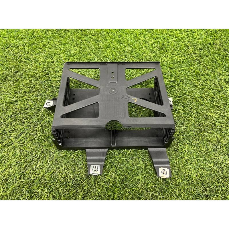 Кронштейн блока мультимедиа (салон) Audi A5 F5 2019 2.0 TFSI 8W1857290