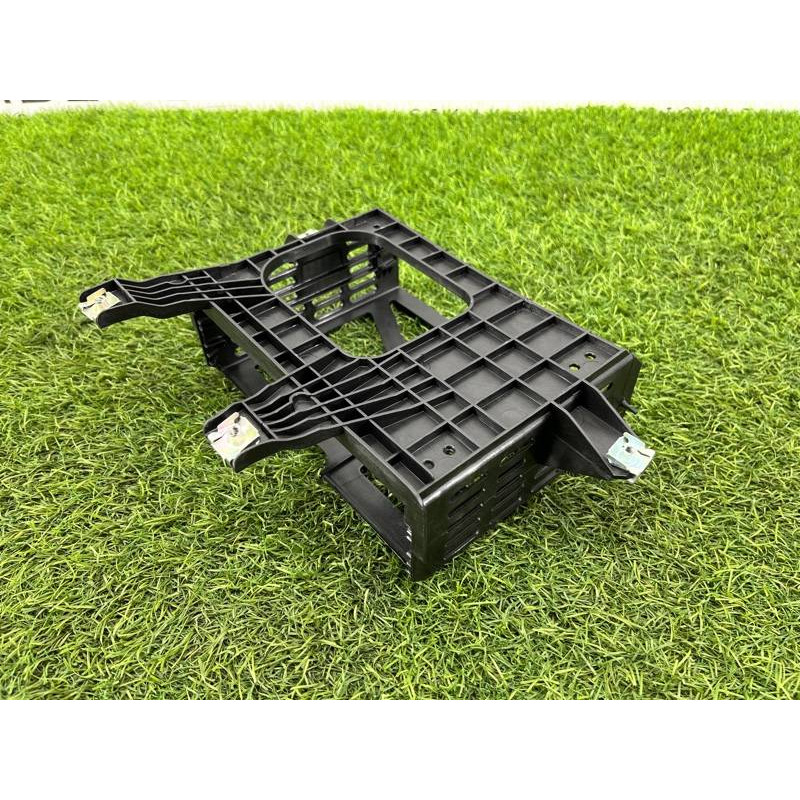 Кронштейн блока мультимедиа (салон) Audi A5 F5 2019 2.0 TFSI 8W1857290