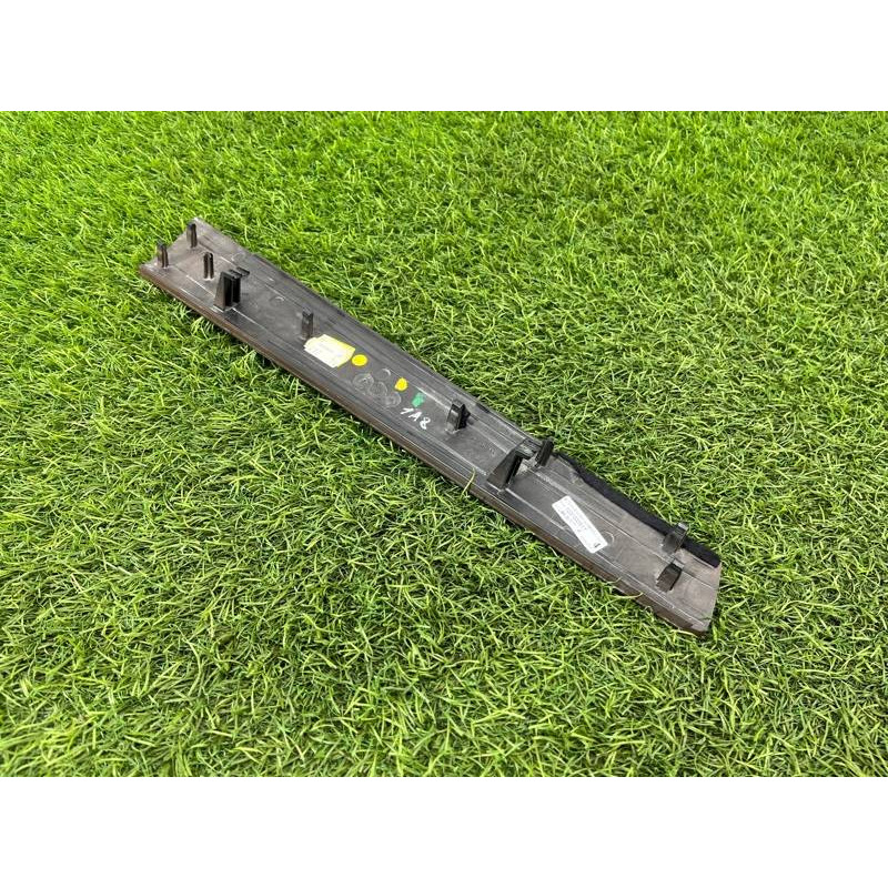 Декоративна накладка карти дверей (салон) AUDI A8 D4 2011 4,2 4H0867410A1WV