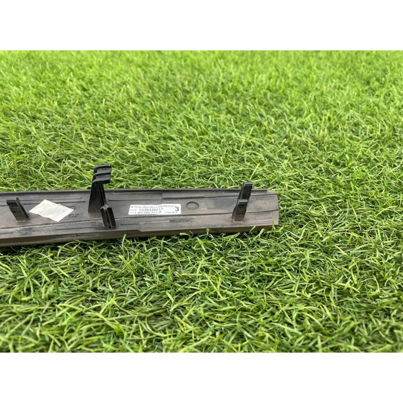 Декоративная накладка карты двери (салон) AUDI A8 D4 2011 4,2 4H0867409A1WV