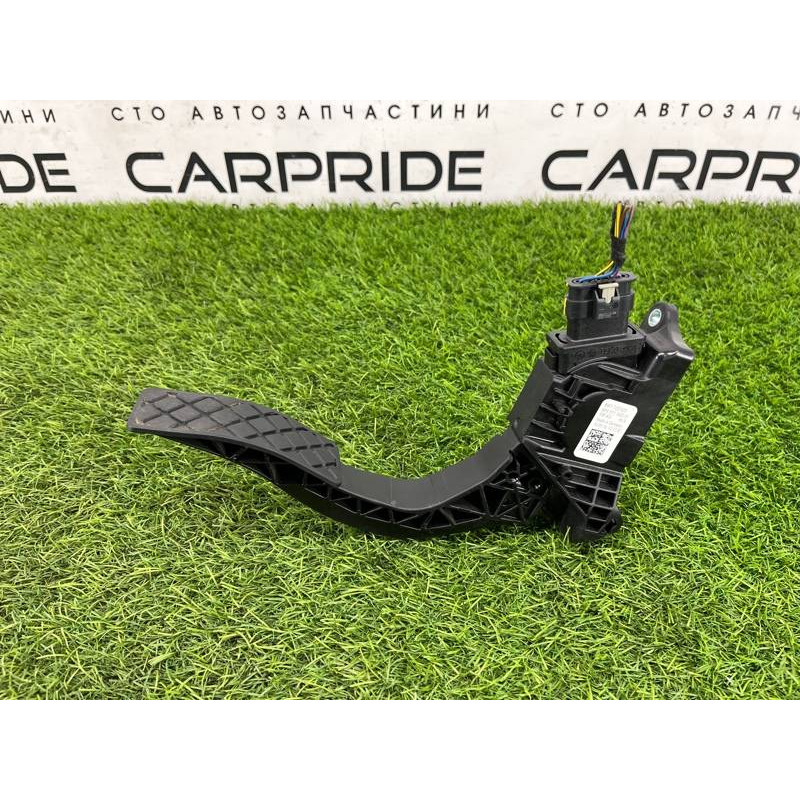 Педаль газа (электрика двигателя) AUDI A4 B9 2017 2.0L 8W1723523