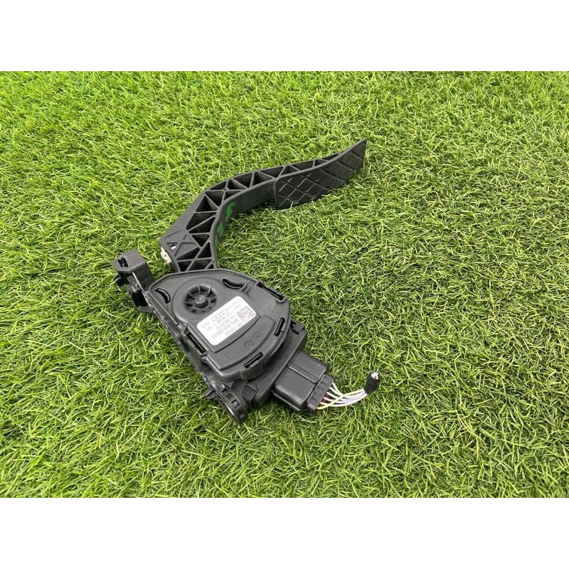 Педаль газа (электрика двигателя) AUDI A8 D4 2011 4,2 8K1723523A