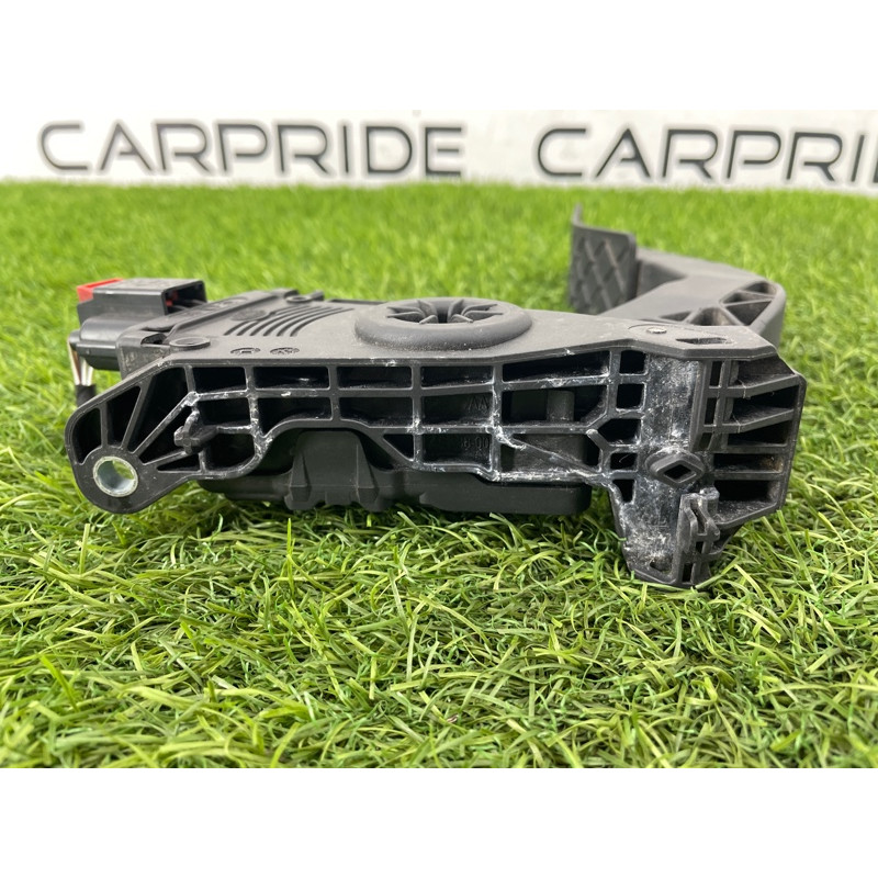 Педаль газа (электрика двигателя) AUDI A8 D4 2011 4,2 8K1723523A