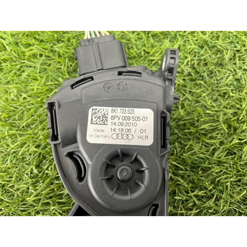 Педаль газа (электрика двигателя) AUDI A8 D4 2011 4,2 8K1723523A