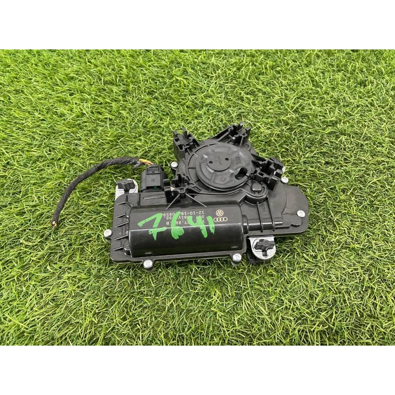 Привід замка багажника (електрика) Audi A5 F5 2019 2.0 TFSI 3V5827887B