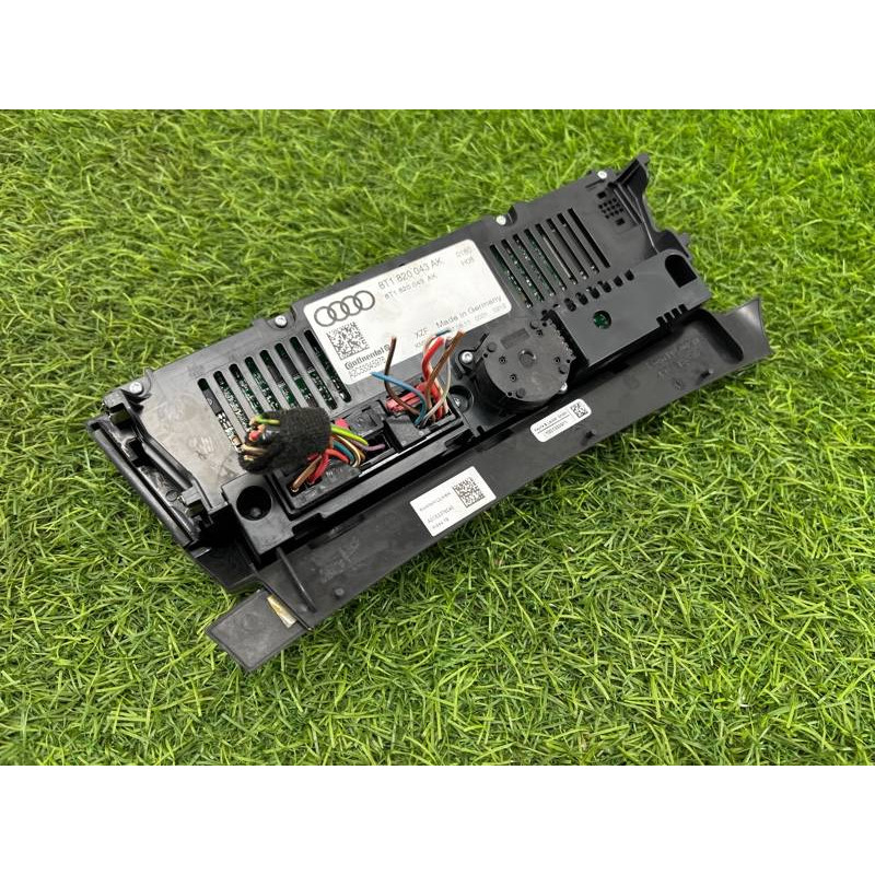 Блок управления климат-контролем (электрика / блок управления) Audi Q5 8R 2012 3.2 CALB 8T1820043AKXZF