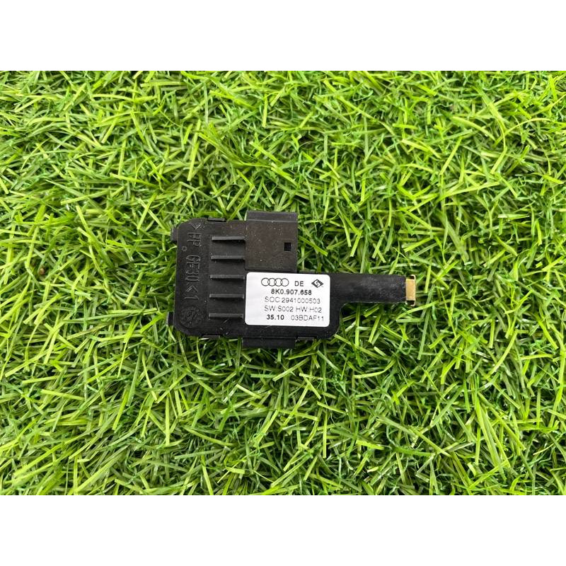 Датчик влажности воздуха (электрика / датчики) AUDI A8 D4 2011 4,2 8K0907658