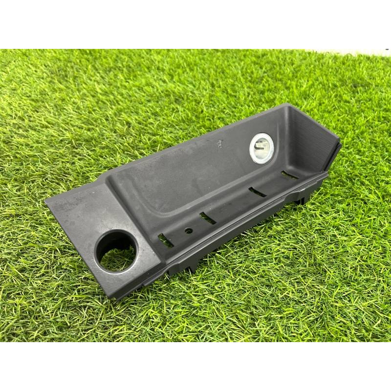 Накладка центральной консоли (салон) AUDI A4 B9 2017 2.0L 8W18641316PS