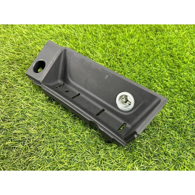 Накладка центральной консоли (салон) AUDI A4 B9 2017 2.0L 8W18641316PS