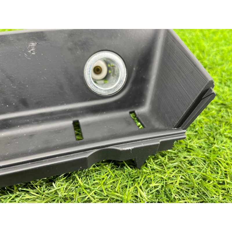 Накладка центральной консоли (салон) AUDI A4 B9 2017 2.0L 8W18641316PS