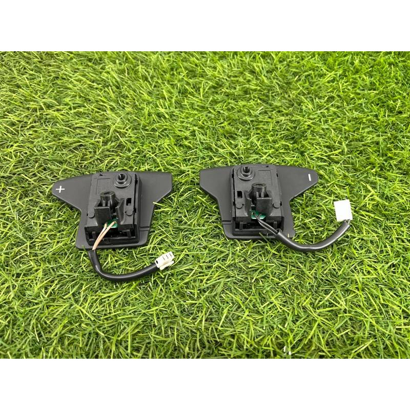 Кнопки руля (электрика / кнопки) Mitsubishi Outlander GM4W 2022 2.50 2401A022