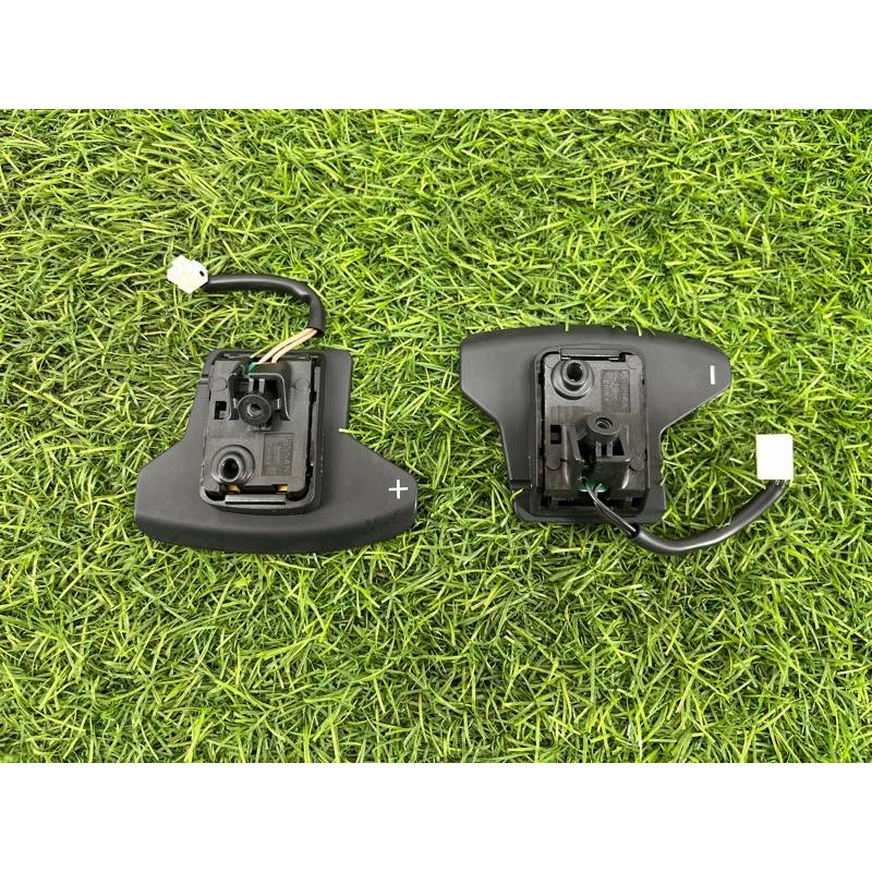 Кнопки руля (электрика / кнопки) Mitsubishi Outlander GM4W 2022 2.50 2401A022