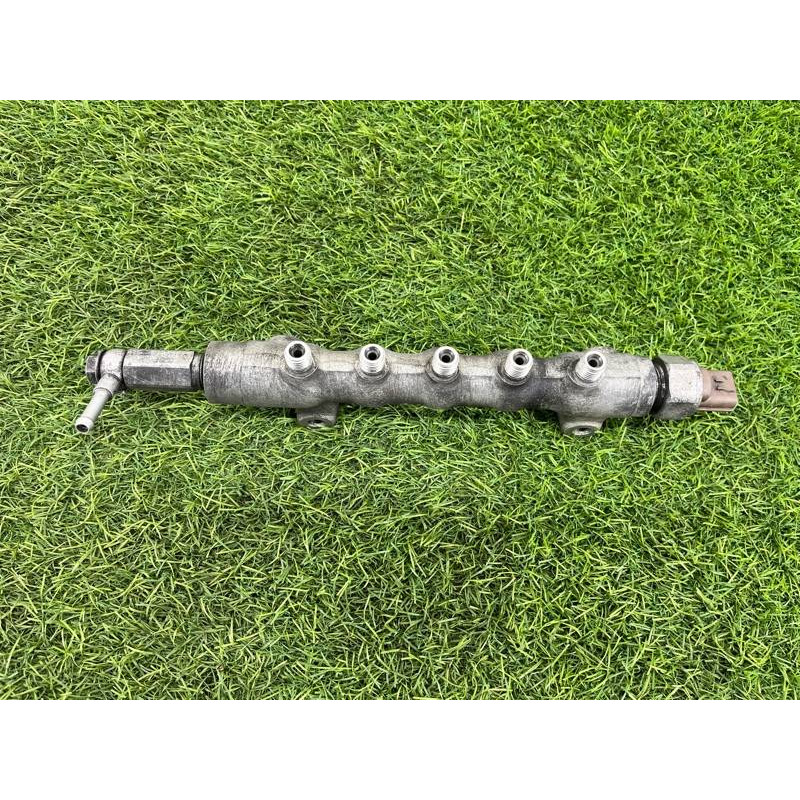 Топливная рампа (топливная система) Subaru Forester SH 2008 2.0 16670AA000