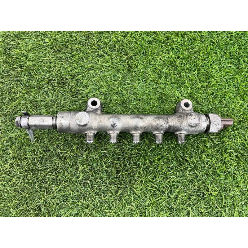 Топливная рампа (топливная система) Subaru Forester SH 2008 2.0 16670AA000