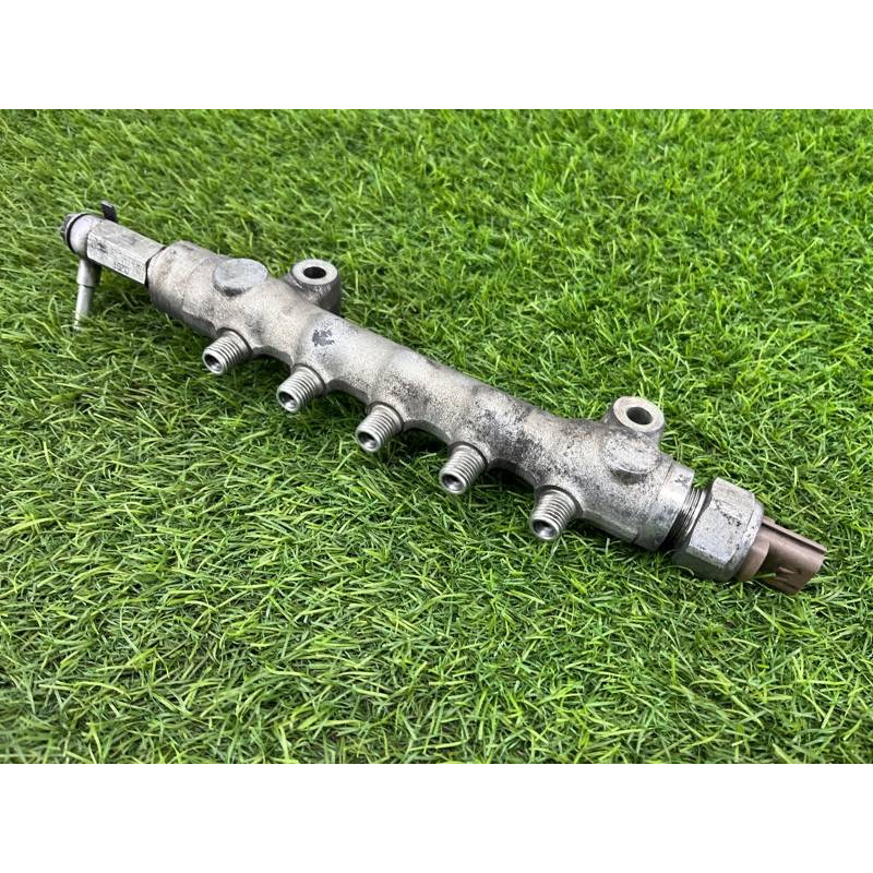 Топливная рампа (топливная система) Subaru Forester SH 2008 2.0 16670AA000