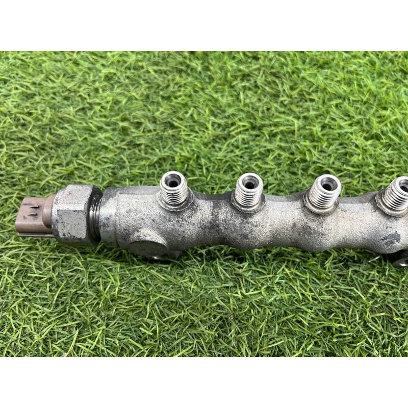 Топливная рампа (топливная система) Subaru Forester SH 2008 2.0 16670AA000