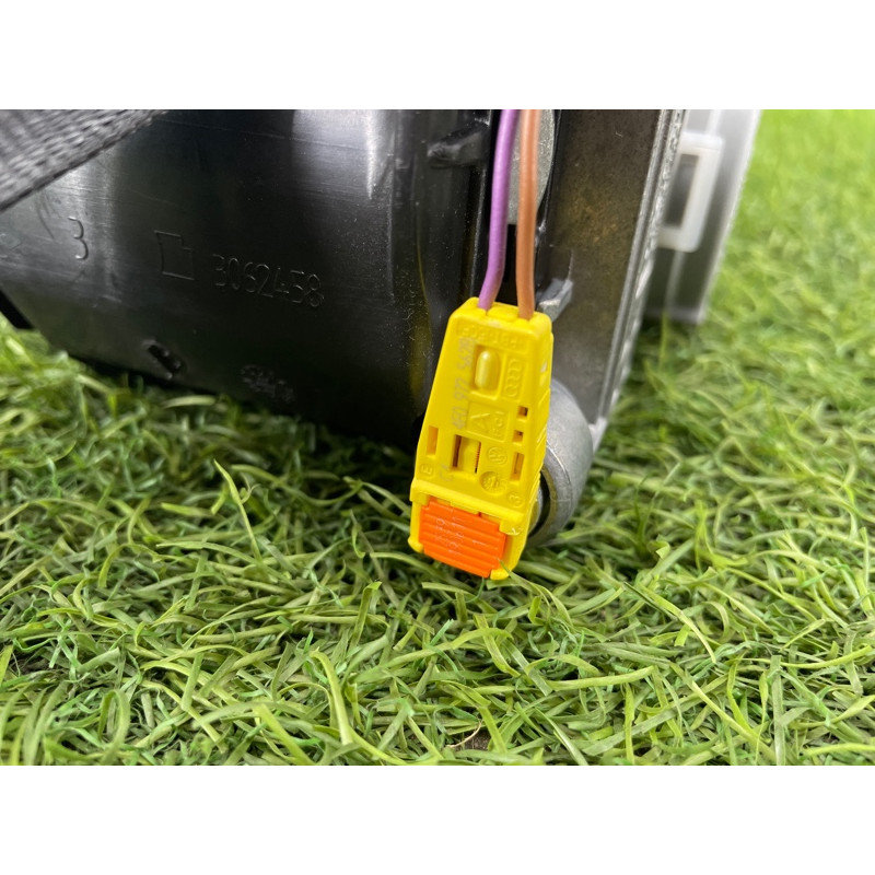 Ремень безопасности (airbag/безопасность) Audi Q5 8R 2012 3.2 CALB 8R1857706MV04