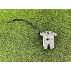 Замок багажника