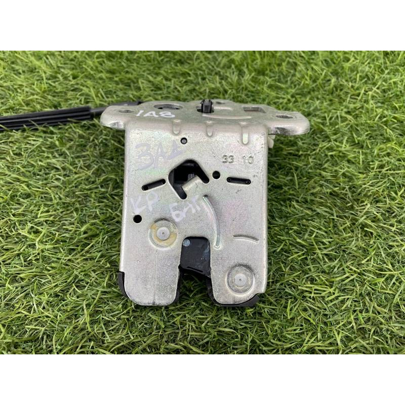 Замок багажника (кузов и элементы) AUDI A8 D4 2011 4,2 4H0827505