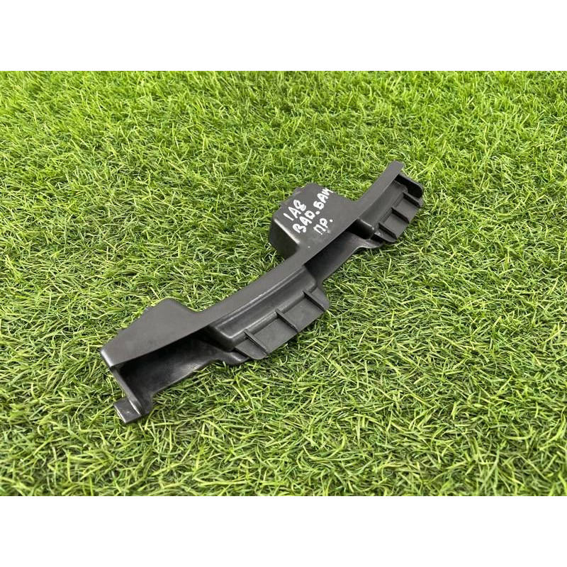 Крепление бампера (кузов и элементы) AUDI A8 D4 2011 4,2 4H0807366A