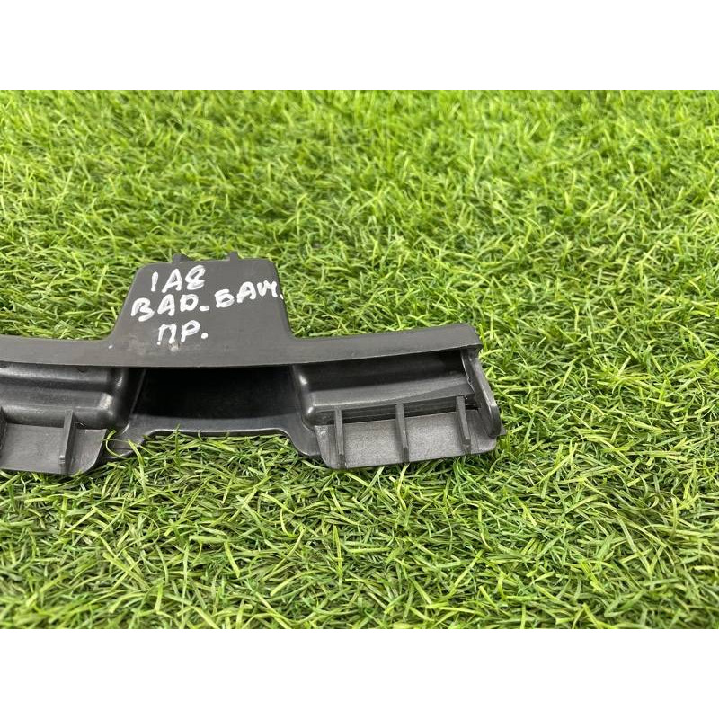 Крепление бампера (кузов и элементы) AUDI A8 D4 2011 4,2 4H0807366A