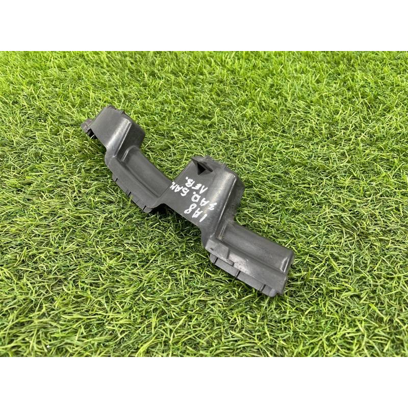 Крепление бампера (кузов и элементы) AUDI A8 D4 2011 4,2 4H0807365A