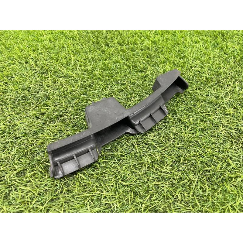 Крепление бампера (кузов и элементы) AUDI A8 D4 2011 4,2 4H0807365A