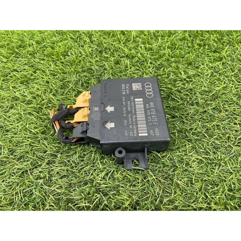 Блок управления парктрониками (электрика / блок управления) AUDI A8 D4 2011 4,2 4H0919475F