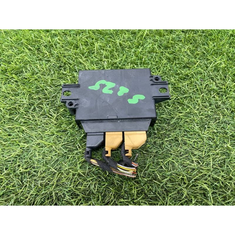 Блок управления парктрониками (электрика / блок управления) AUDI A8 D4 2011 4,2 4H0919475F