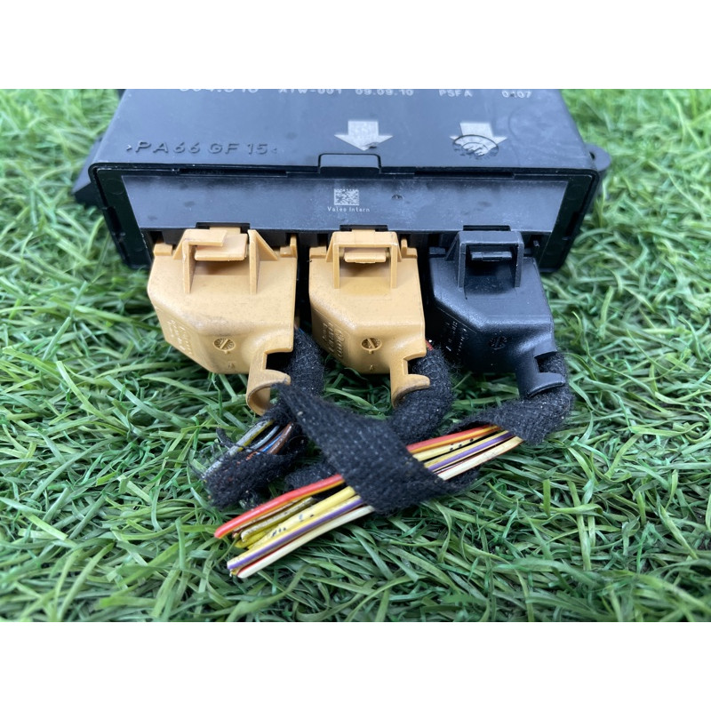 Блок управления парктрониками (электрика / блок управления) AUDI A8 D4 2011 4,2 4H0919475F