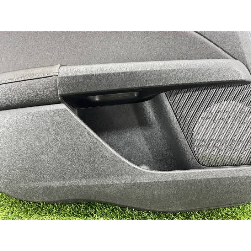 Дверная карта (салон) FORD Fusion MK5 2013 2.0 Hybrid DS7Z-5427407-DB