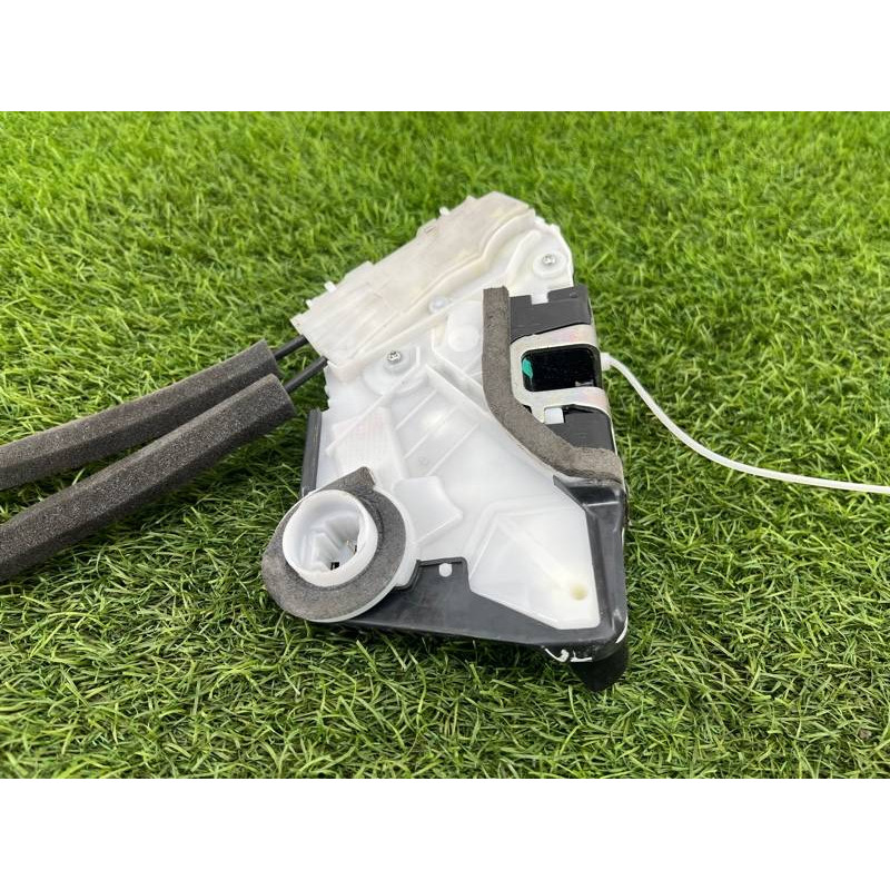 Замок дверей (кузов і елементи) Subaru Forester SK 2020 2.5 61032SJ150