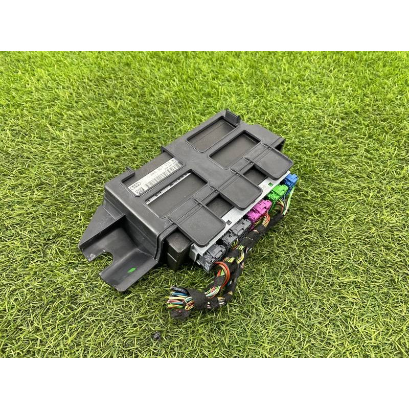 Блок управления подвеской (электрика / блок управления) AUDI A8 D4 2011 4,2 4H0907553B