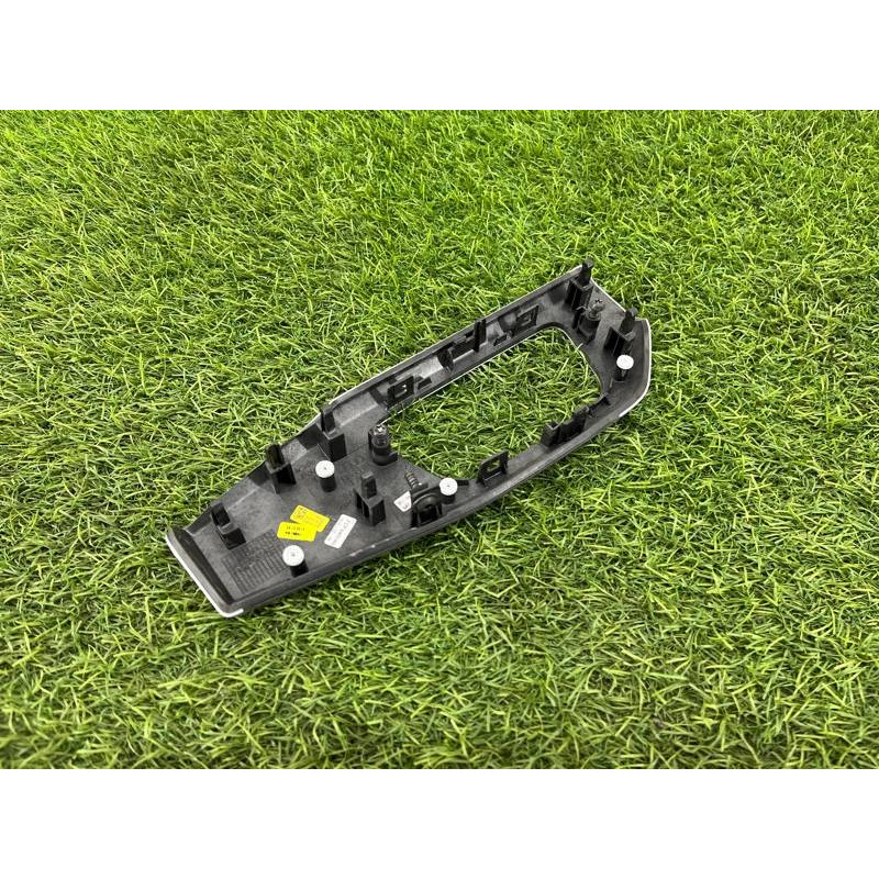 Декоративная накладка торпедо (салон) Audi A5 F5 2019 2.0 TFSI 8W1853189P2AL