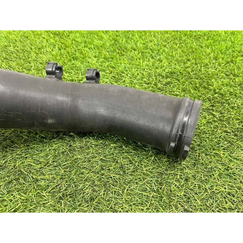 Патрубок воздушного фильтра (впускная система) AUDI A8 D4 2011 4,2 4H0129616G