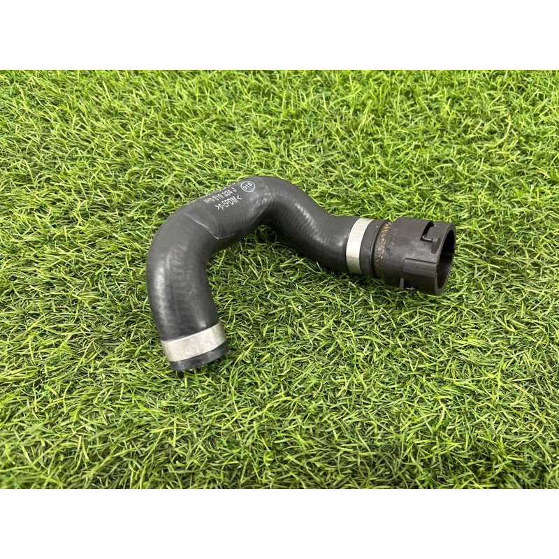 Патрубок (система охлаждения) AUDI A8 D4 2011 4,2 4H0819334J
