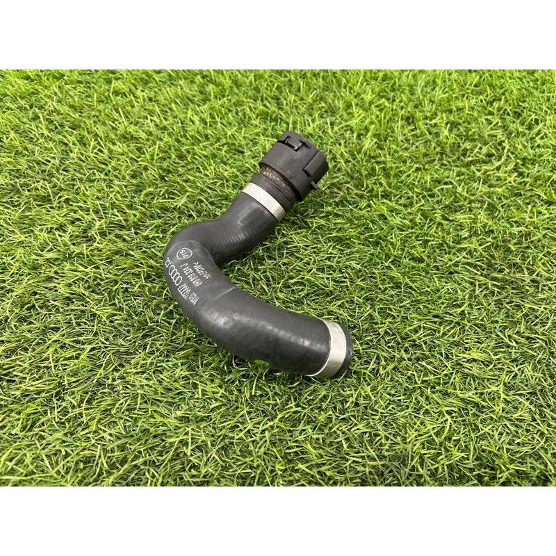 Патрубок (система охлаждения) AUDI A8 D4 2011 4,2 4H0819334J