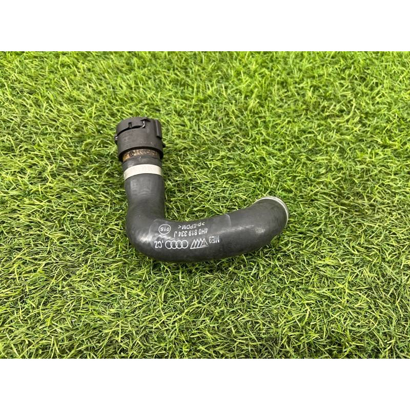 Патрубок (система охлаждения) AUDI A8 D4 2011 4,2 4H0819334J