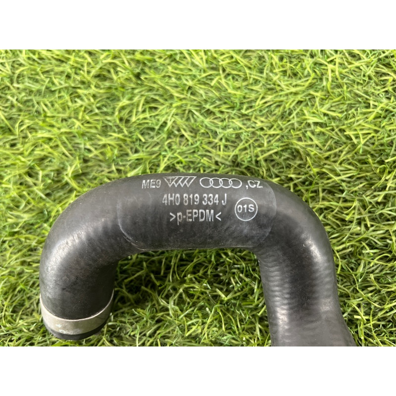Патрубок (система охлаждения) AUDI A8 D4 2011 4,2 4H0819334J