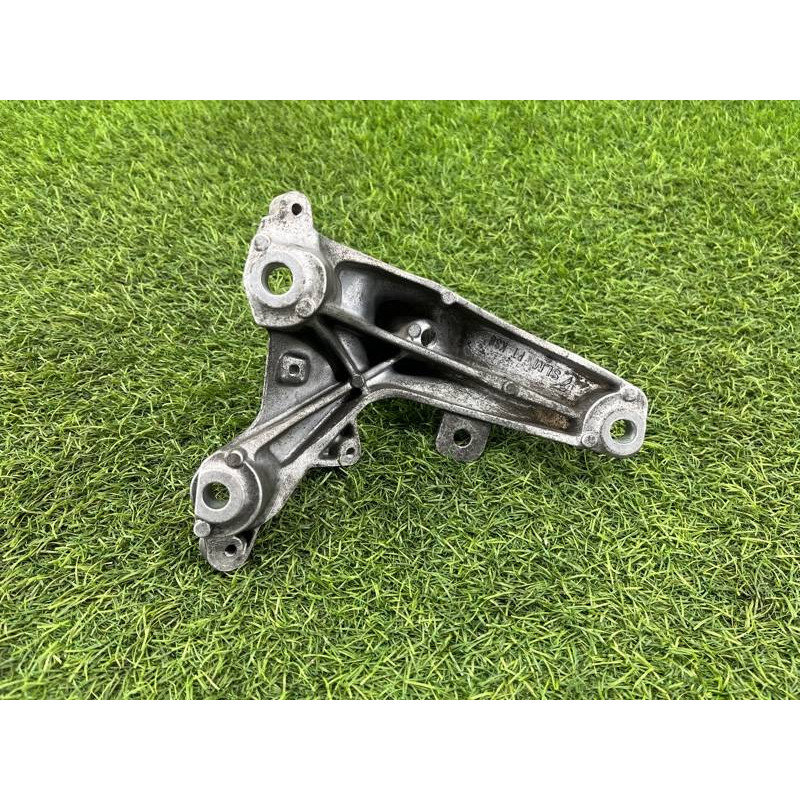 Кронштейн двигателя (кронштейны двигателя) AUDI A8 D4 2011 4,2 4H0199308AC