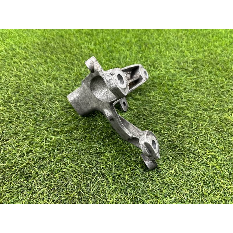 Кронштейн двигателя (кронштейны двигателя) AUDI A8 D4 2011 4,2 4H0199308AC