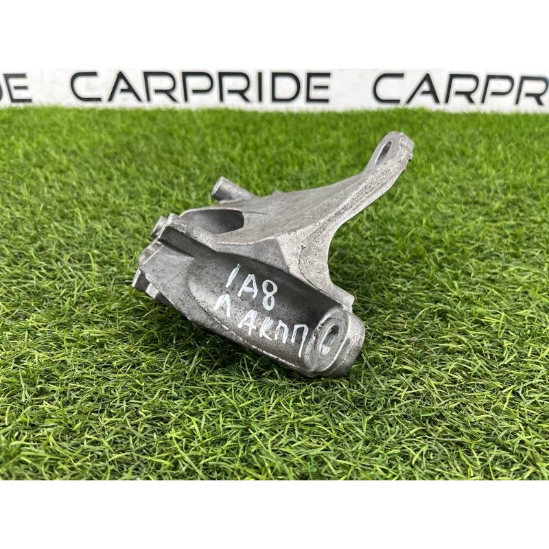 Кронштейн КПП (трансмиссия) AUDI A8 D4 2011 4,2 4H0399113E